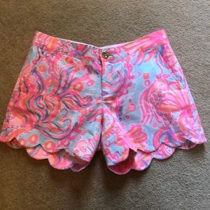 lilly pullitzer patterned shorts